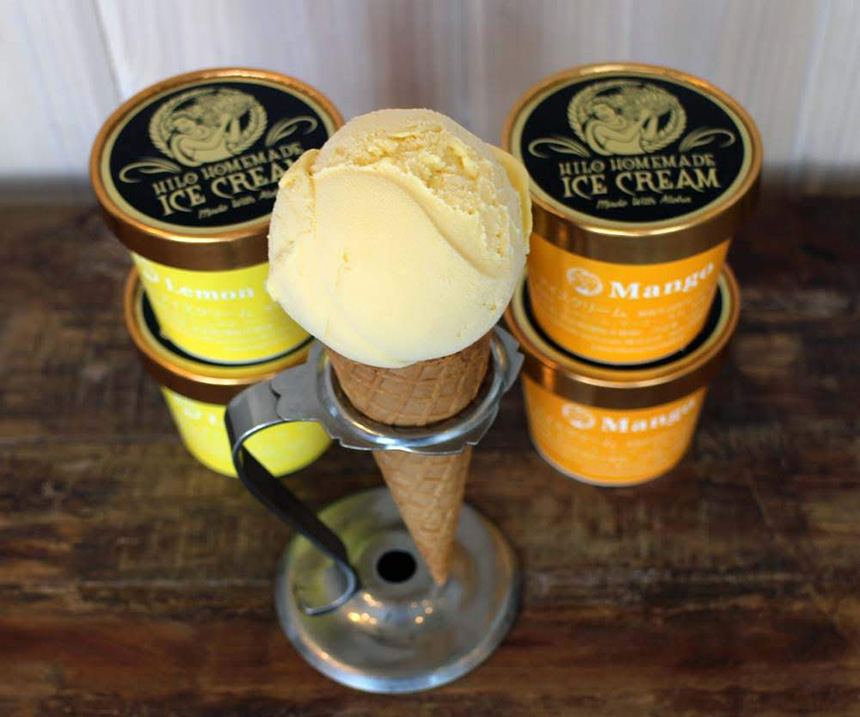 鵠沼海岸『ヒロホームメイドアイスクリーム（Hilo Homemade Ice Cream）』の夏季限定「マンゴ」