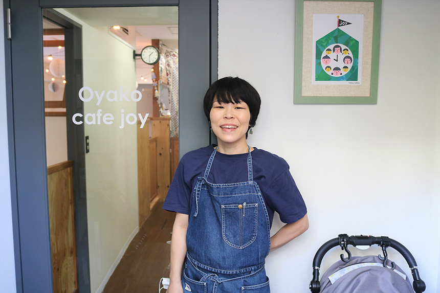 親子カフェの店長