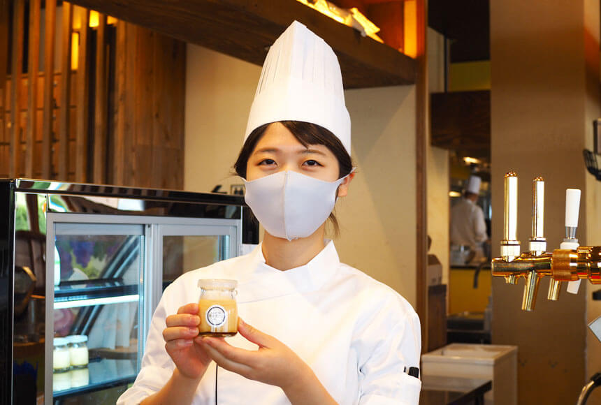鎌倉・稲村ケ崎温泉のスイーツ「黄金プリン」