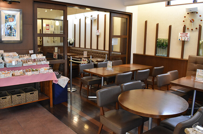 逗子・珠屋洋菓子店のカフェスペース