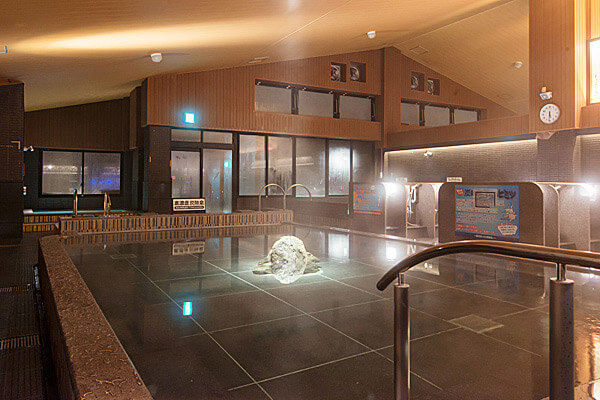 茅ヶ崎・竜泉寺の湯の内風呂