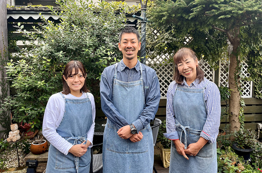 鵠沼のカフェ・湘南ウッドガーデンの経営者