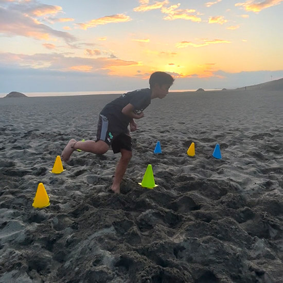 体幹が強くなるビーチサッカー