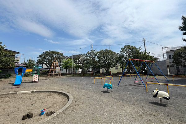 茅ヶ崎・鉄砲道沿いの平和町第一公園