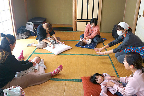 コミュニティハウス「かんさんち」の子育てママ向けイベント