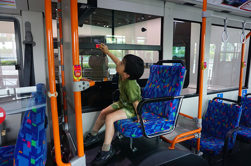 いすゞのバス乗車体験