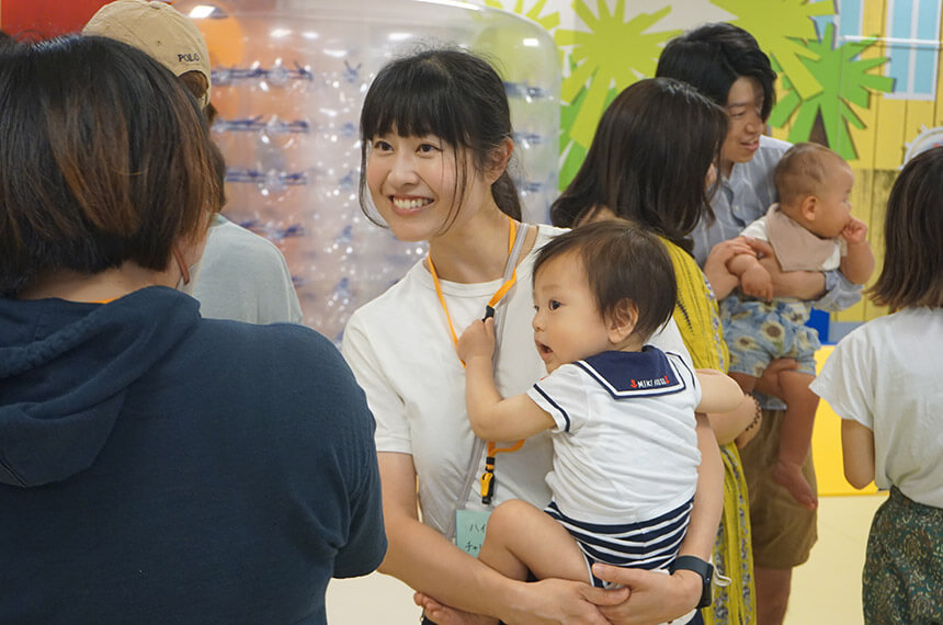 イベント中の子育てママ同士の交流