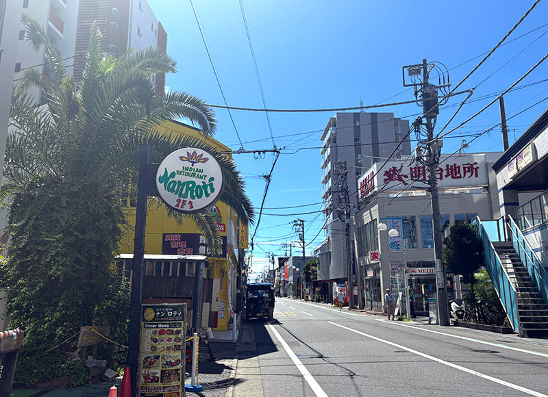 茅ヶ崎駅前の雄三通り