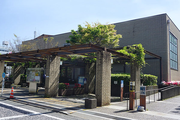 茅ヶ崎市図書館