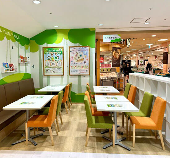 小田急ファミリーファンフェスタ2025のフードコート